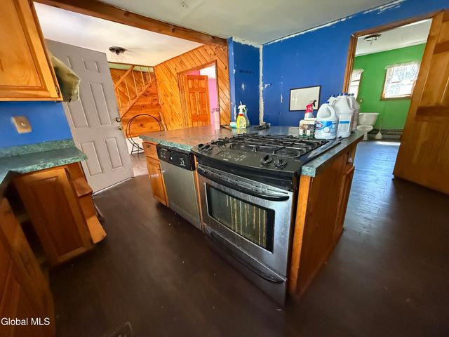 1849 Glens Falls Mountain Road, Lake Luzerne, NY 12846