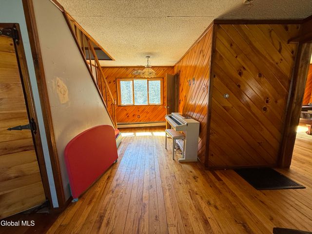 1849 Glens Falls Mountain Road, Lake Luzerne, NY 12846