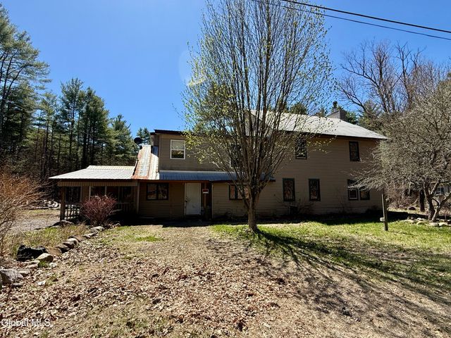 1849 Glens Falls Mountain Road, Lake Luzerne, NY 12846