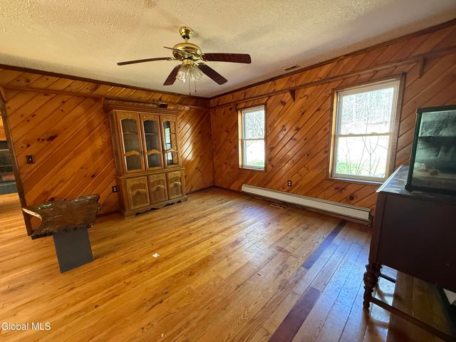 1849 Glens Falls Mountain Road, Lake Luzerne, NY 12846