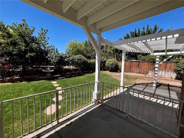 12431 Blazing Star Lane, Victorville, CA 92392