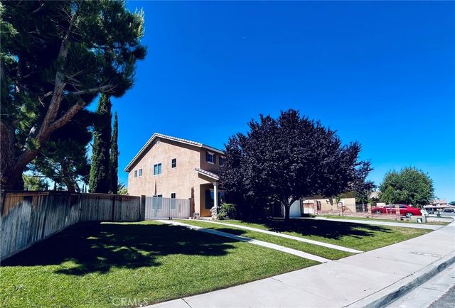 12431 Blazing Star Lane, Victorville, CA 92392