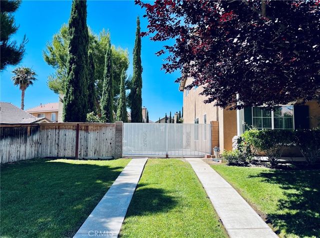 12431 Blazing Star Lane, Victorville, CA 92392