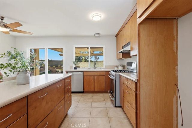 4932 Gainsport, Irvine, CA 92604