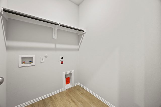 547 Forest Haven Drive, Van Alstyne, TX 75495