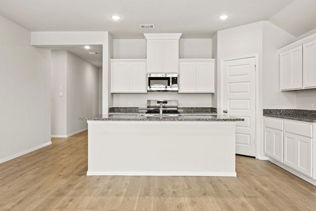 547 Forest Haven Drive, Van Alstyne, TX 75495