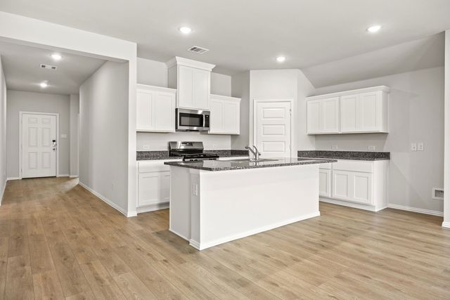 547 Forest Haven Drive, Van Alstyne, TX 75495