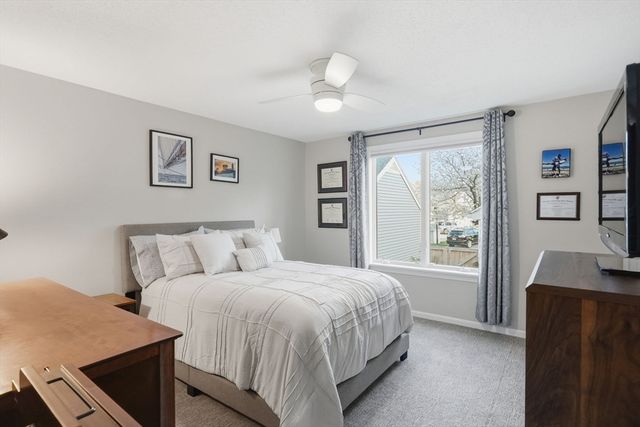 59 Hillside Dr 59, Wayland, MA 01778