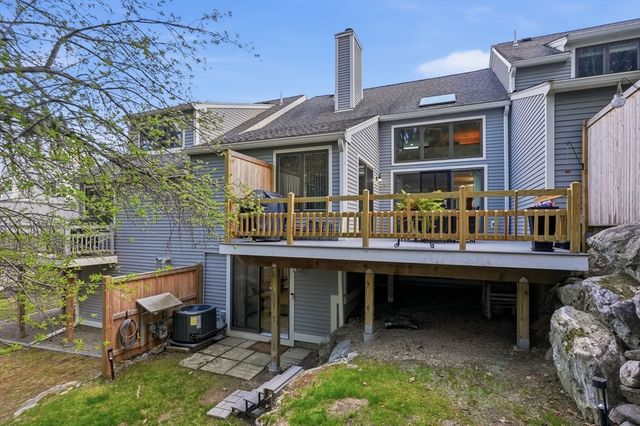 59 Hillside Dr 59, Wayland, MA 01778