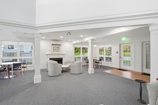 59 Hillside Dr 59, Wayland, MA 01778