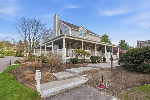 59 Hillside Dr 59, Wayland, MA 01778