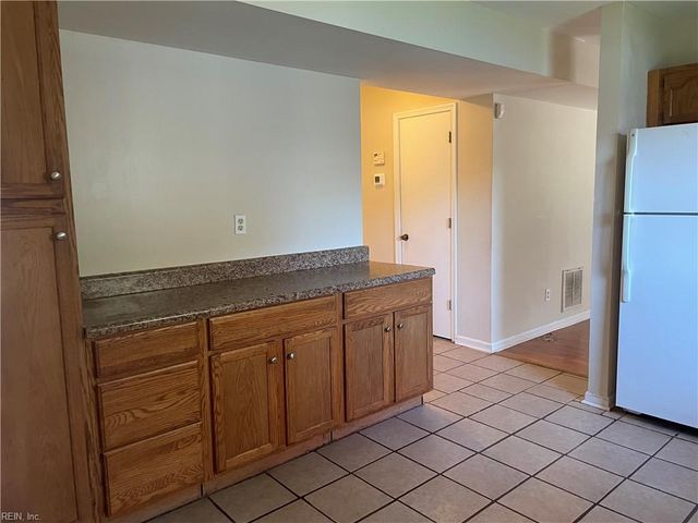 816 Old Point AVE, Hampton, VA 23663