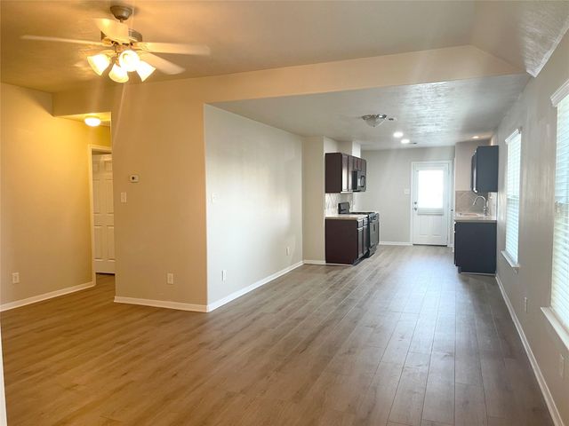 21527 Falvel Misty Drive, Spring, TX 77388