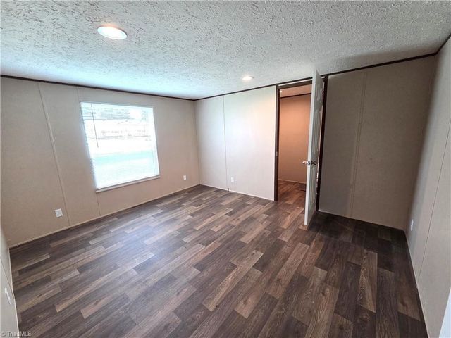 126 Sheraton Court, King, NC 27021
