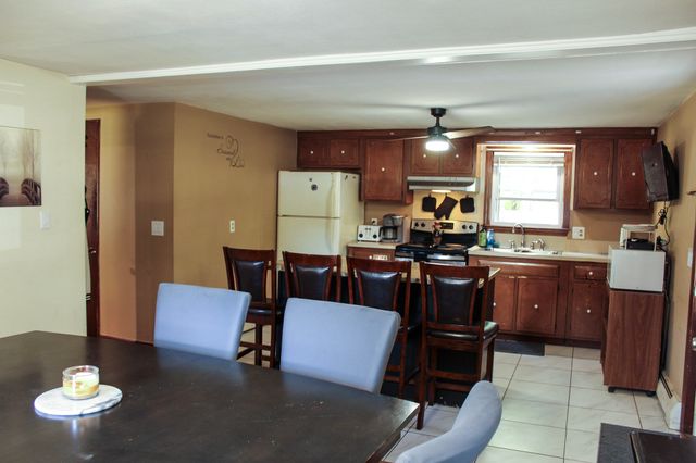 165 Fremont St, Taunton, MA 02780