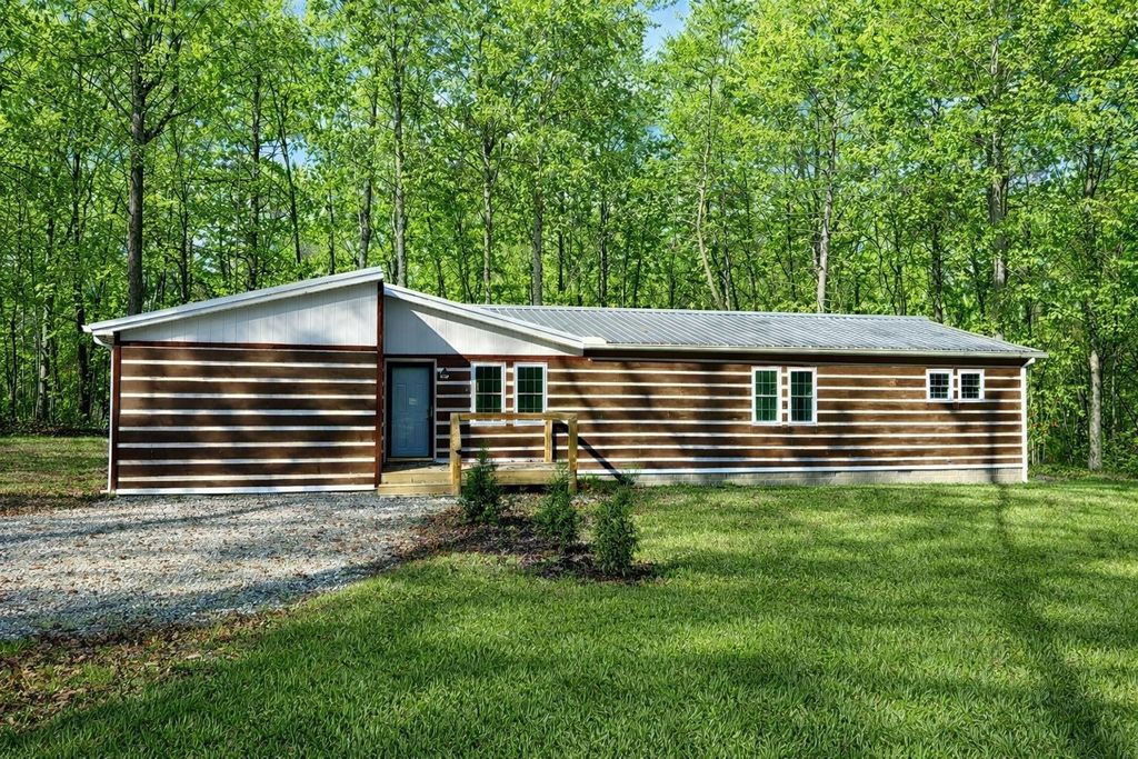 1029 Summerfield Rd, Monteagle, TN 37356