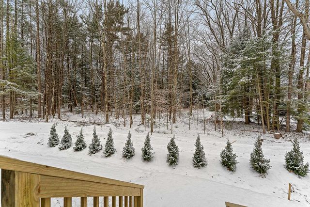 14R Dogwood Circle 14R Kousa, Milton, VT 05468