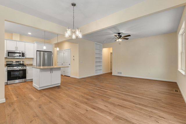 14R Dogwood Circle 14R Kousa, Milton, VT 05468