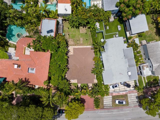 2054 Alton Rd, Miami Beach, FL 33140