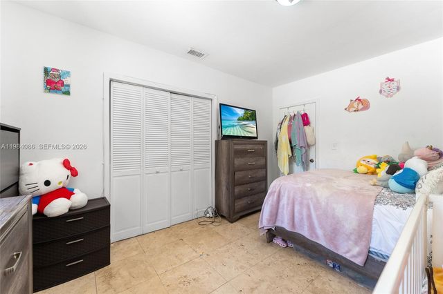 2054 Alton Rd, Miami Beach, FL 33140