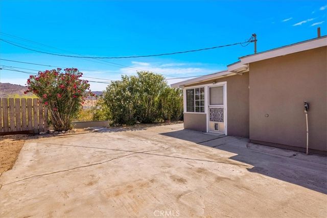 73073 Sun Valley, 29 Palms, CA 92277