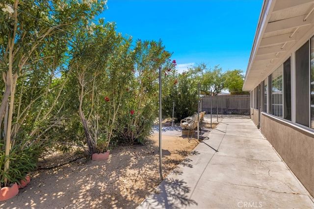 73073 Sun Valley, 29 Palms, CA 92277