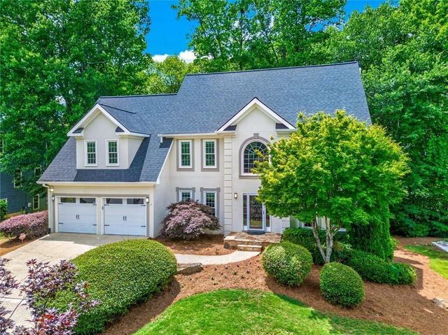 865 Devenish Lane, Roswell, GA 30075