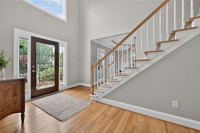 865 Devenish Lane, Roswell, GA 30075
