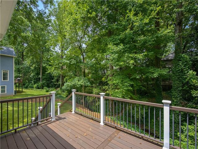 865 Devenish Lane, Roswell, GA 30075