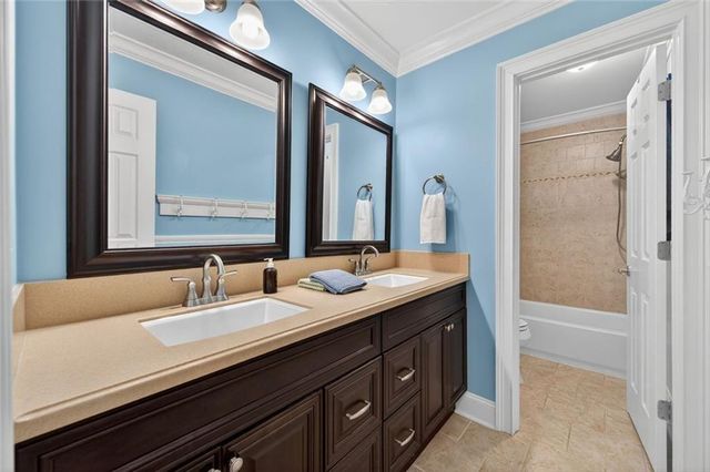 865 Devenish Lane, Roswell, GA 30075