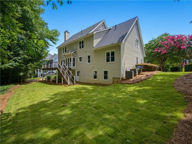 865 Devenish Lane, Roswell, GA 30075