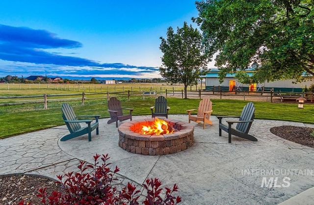 999 N Cow Horse Dr, Kuna, ID 83634