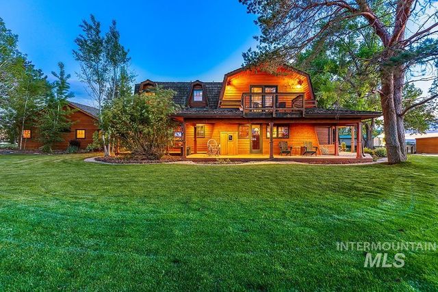 999 N Cow Horse Dr, Kuna, ID 83634