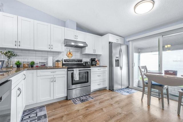 3041 SHORT LEAF STREET, Wesley Chapel, FL 33543