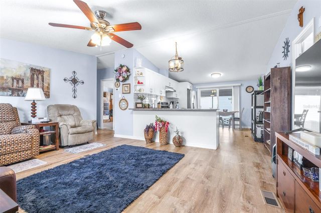 3041 SHORT LEAF STREET, Wesley Chapel, FL 33543
