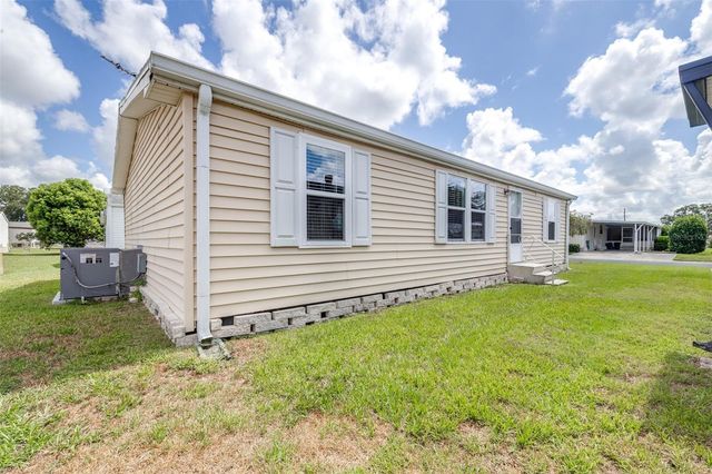 3041 SHORT LEAF STREET, Wesley Chapel, FL 33543