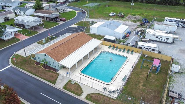3041 SHORT LEAF STREET, Wesley Chapel, FL 33543