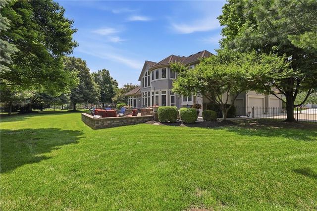 14603 Sherwood Street, Leawood, KS 66224