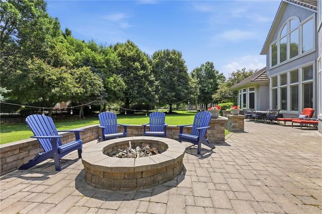 14603 Sherwood Street, Leawood, KS 66224
