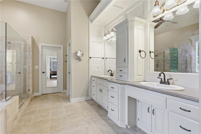 14603 Sherwood Street, Leawood, KS 66224