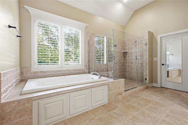 14603 Sherwood Street, Leawood, KS 66224