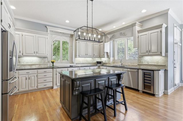 14603 Sherwood Street, Leawood, KS 66224