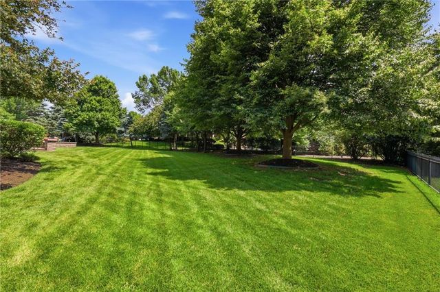 14603 Sherwood Street, Leawood, KS 66224