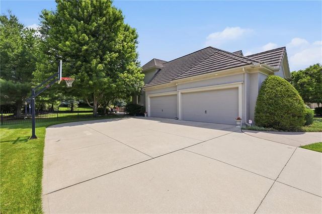 14603 Sherwood Street, Leawood, KS 66224