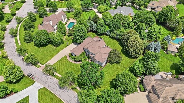 14603 Sherwood Street, Leawood, KS 66224