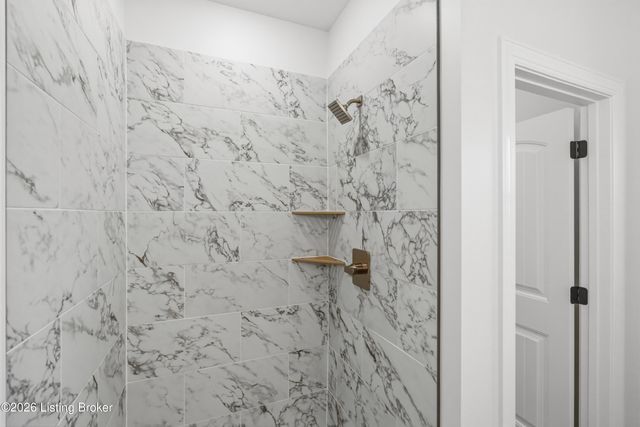 25 Betty Boyd Ln, Brandenburg, KY 40108