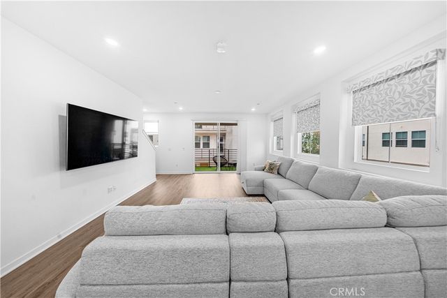 667 Lemon Lane, Covina, CA 91723