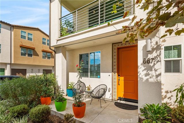667 Lemon Lane, Covina, CA 91723