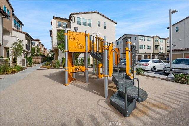 667 Lemon Lane, Covina, CA 91723