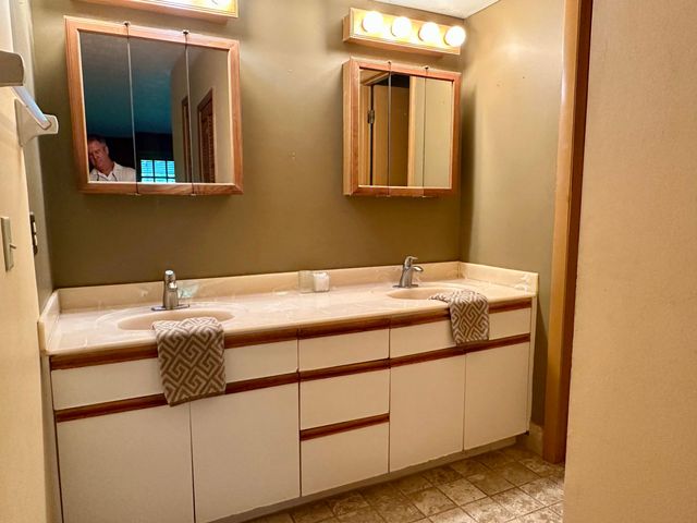 12619 SE CASCADES Court, Hobe Sound, FL 33455